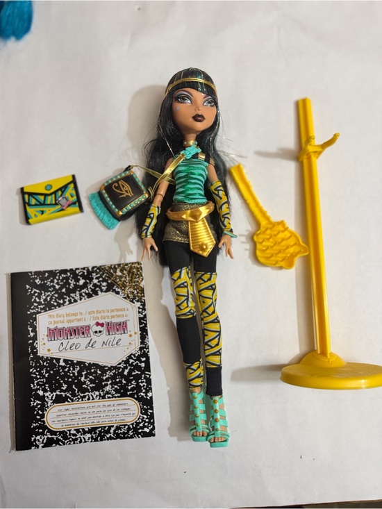 monster high Other - Monster high schools out Cleo